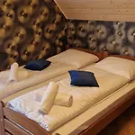 Semesterbostad 4 Pory Roku Koniaków